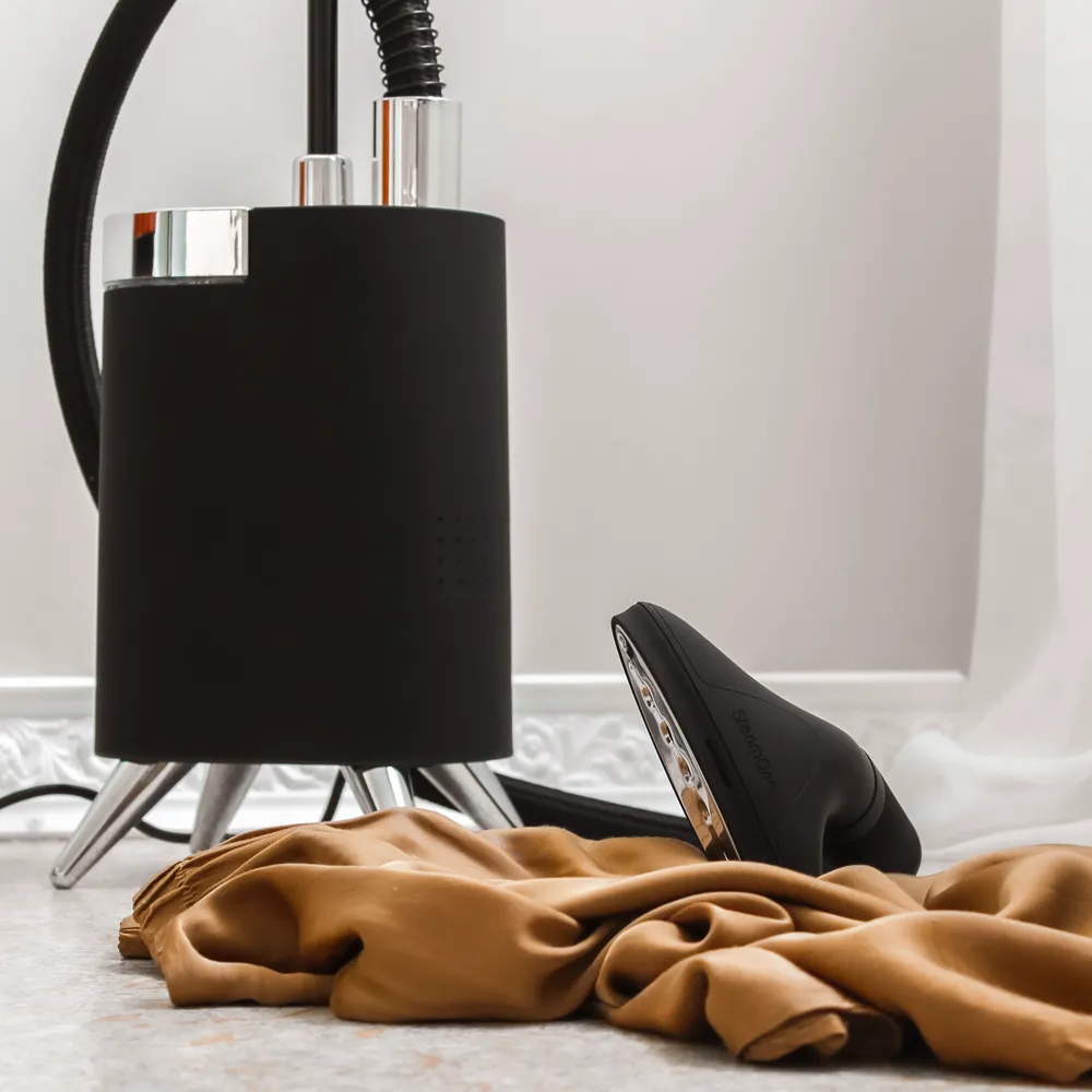 Вертикальный отпариватель EUMI100B